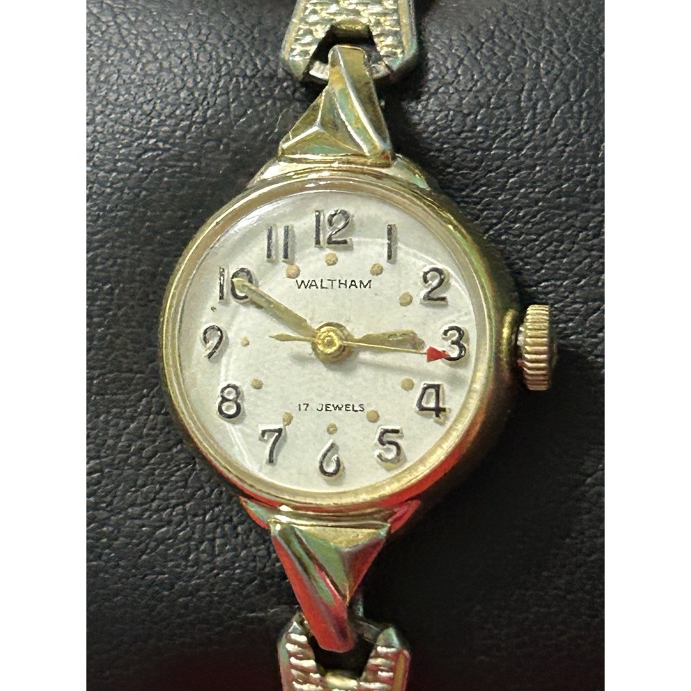Vintage Waltham 17 Jewels Women‎ Wind Up Manual Watch Gold Tone Works
